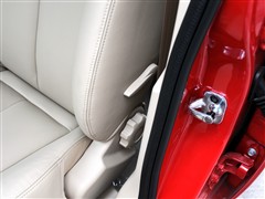 2011款 350S 1.5L 手动迅捷版