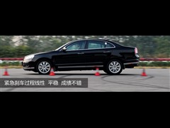 2011款 2.0T 自动旗舰型