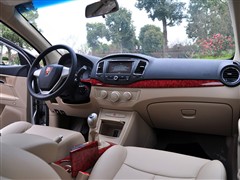 2010款 350C 1.5L 手动迅智版