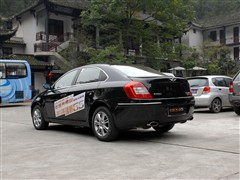 2012款 2.0L 手动尊享型DVVT