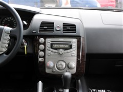 2011款 1.8T 2WD 自动胜域版