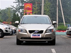 2012款 2.0L 自动尊享版