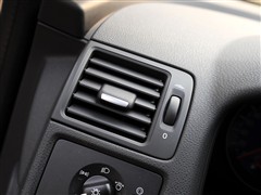 2009款 2.5L T5 R-Design