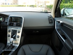 2013款 3.0T T6 AWD舒适版