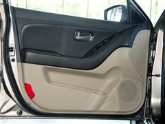 2011款 1.6L 自动舒适型