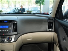 2011款 1.6L 自动舒适型