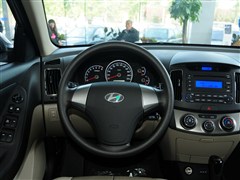 2011款 1.6L 自动舒适型