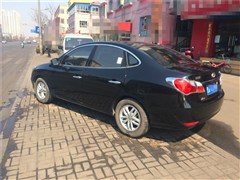 2011款 1.6L 自动豪华型