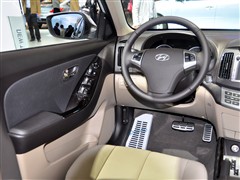 2011款 1.6L 自动顶级型