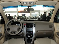 2013款 2.0L 手动两驱时尚型