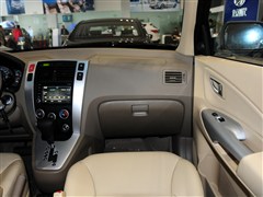 2013款 2.0L 自动两驱舒适型