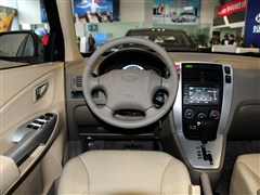 2013款 2.0L 自动两驱舒适型