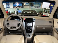 2013款 2.0L 自动两驱舒适型