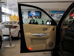 2013款 2.0L 自动两驱舒适型