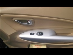 2013款 2.0L 自动两驱舒适型