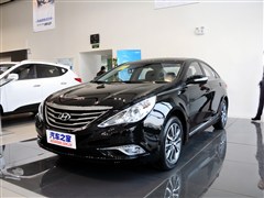 2013款 2.0L 自动领先版