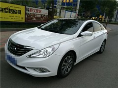 2013款 2.0L 自动尊贵版