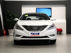 2011款 2.0L 自动顶级版