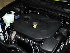 2011款 2.0L 自动豪华版