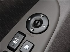 2011款 1.6L 手动豪华型