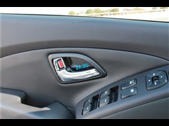 2013款 2.0L 自动两驱智能型GLS 国V