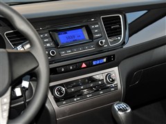 2014款 1.8L 手动舒适型