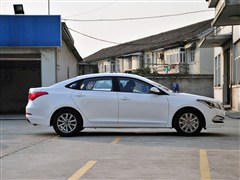 2014款 1.8L 手动舒适型