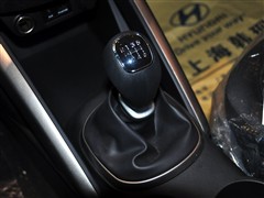 2011款 1.6L 手动舒适版