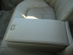2004款 2.0L 自动豪华型