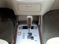 2009款 3.3L 豪华型