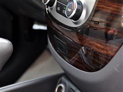 2010款 2.4 豪华版 七座四驱