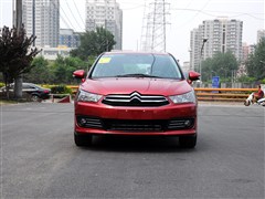 2012款 两厢 2.0L 自动乐骋型