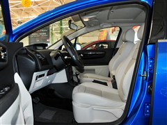 2012款 两厢 1.6L 自动乐享型