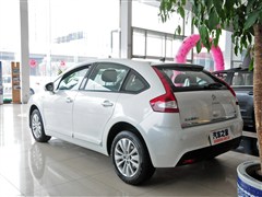 2013款 两厢 1.6L 手动乐尚型