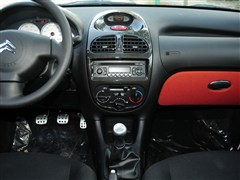 2013款 CROSS 1.4L 手动运动型
