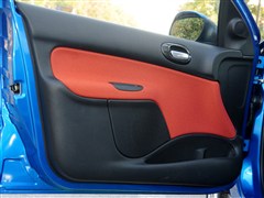 2013款 CROSS 1.4L 手动运动型