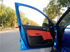 2013款 CROSS 1.4L 手动运动型