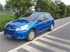 2013款 CROSS 1.6L 自动运动型