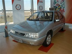 2005款 1.6L 手动8V