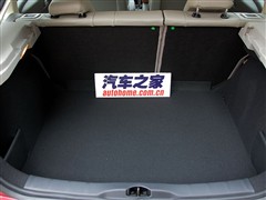 2008款 两厢 2.0L 自动豪华型