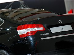 2010款 2.0L 手动舒适型