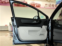 2011款 三厢 1.6L 自动时尚型