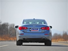 2014款 3.7L 豪华运动版