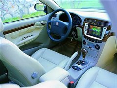 2004款 2.0L 自动豪华型