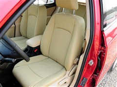 2012款 1.5T 手动两驱豪华型