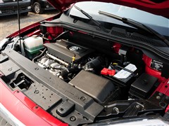 2012款 1.5T 手动两驱豪华型