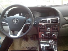 2012款 1.5T 手动豪华型