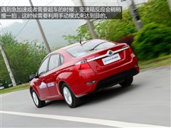 2013款 1.5L 自动豪华型