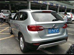 2012款 1.6L 自动豪华型