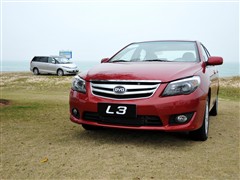 2010款 1.8L 自动尊贵型